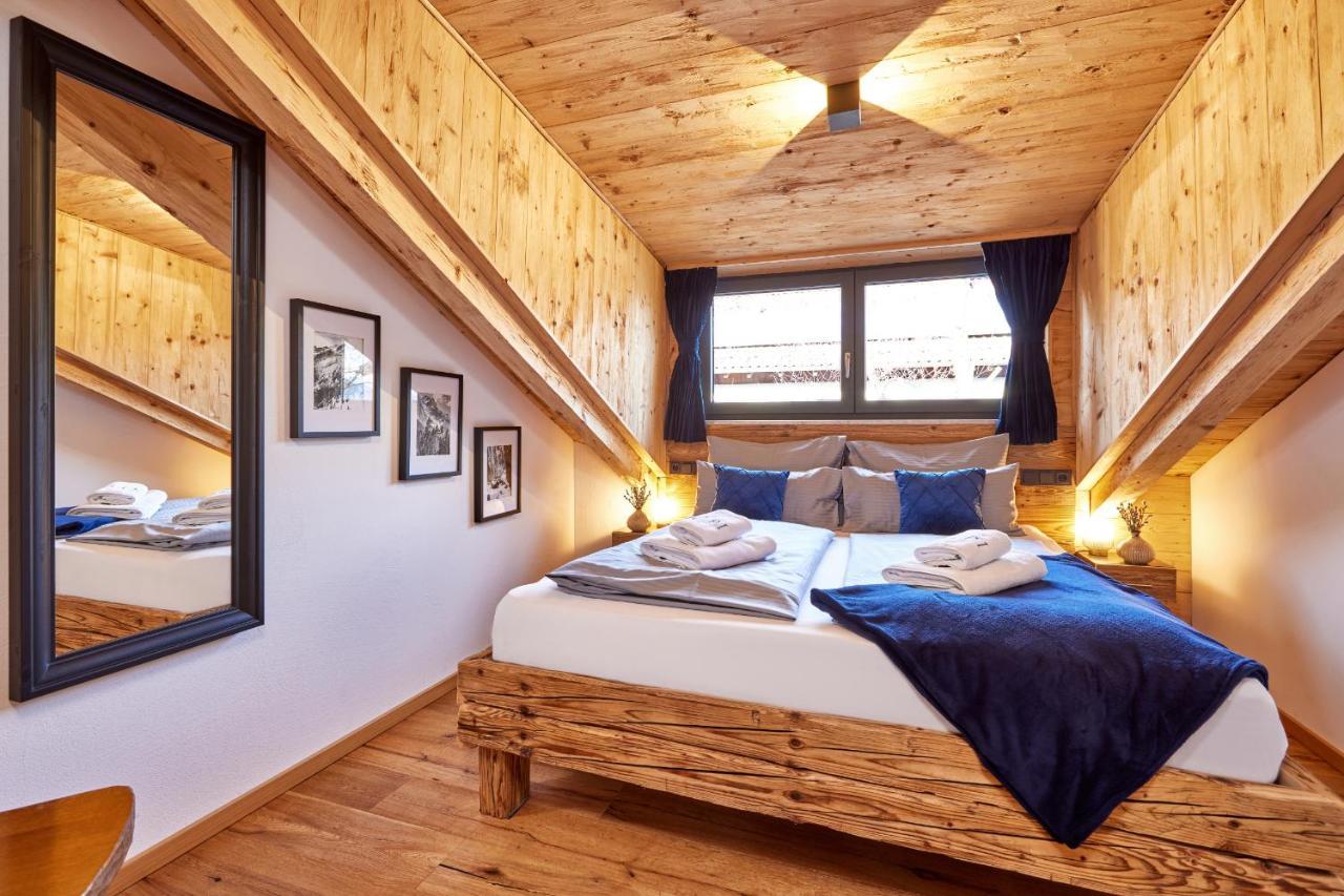 Chalet Alpi การ์มิช-พาร์เทนเคียร์เชน ภายนอก รูปภาพ